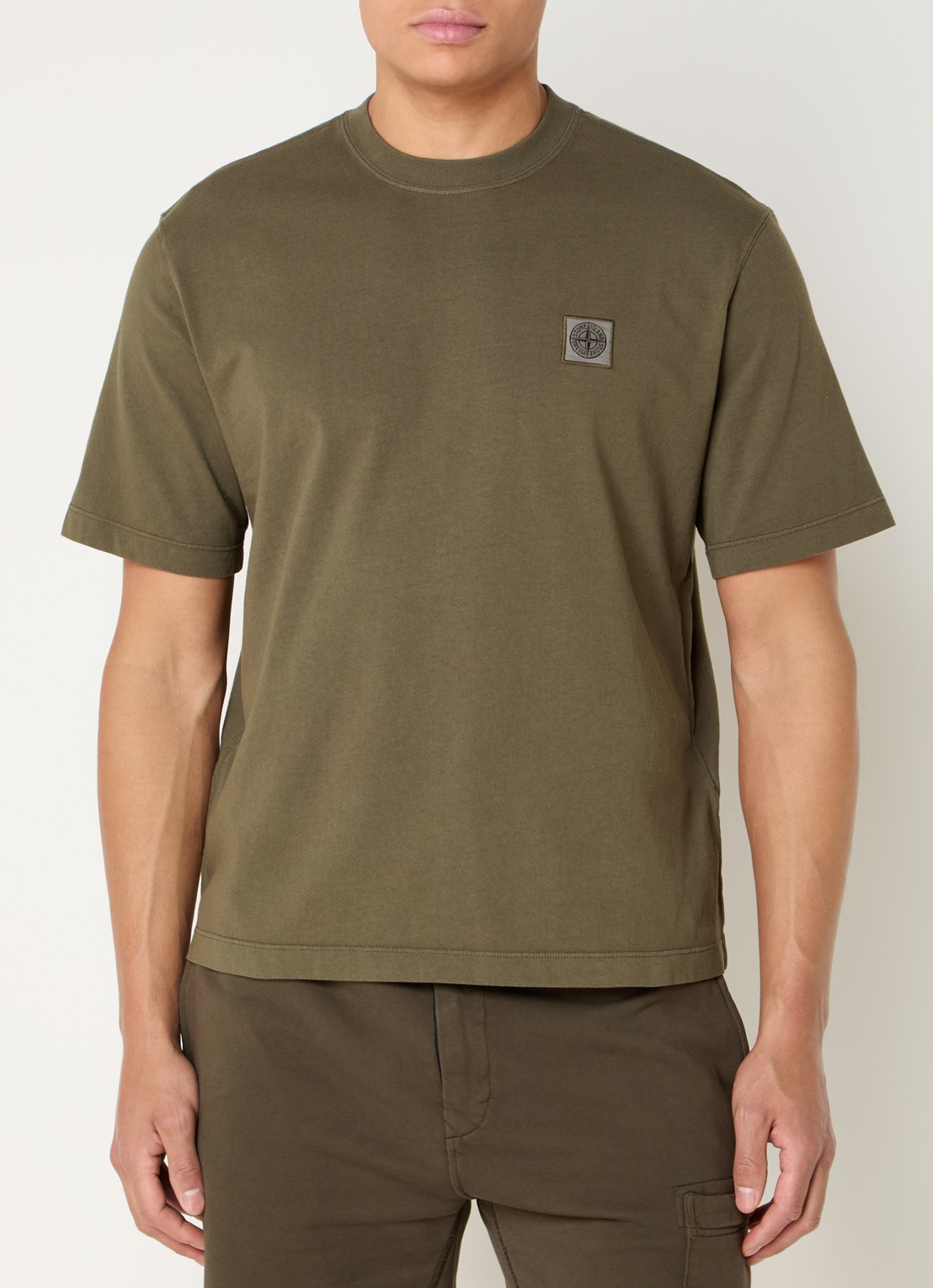 Stone Island S0115 T-shirt met logo - detail bronsgroen