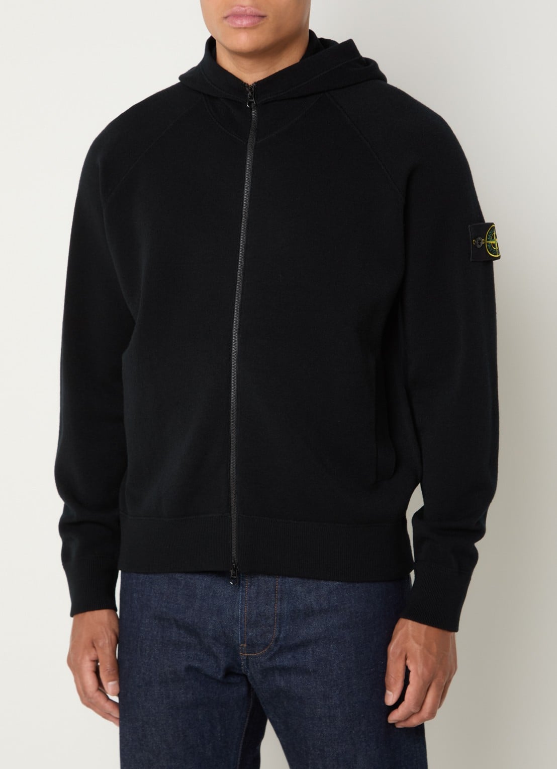 Stone Island S01A1 fijngebreid vest in scheerwolblend met logo - detail 2 zwart