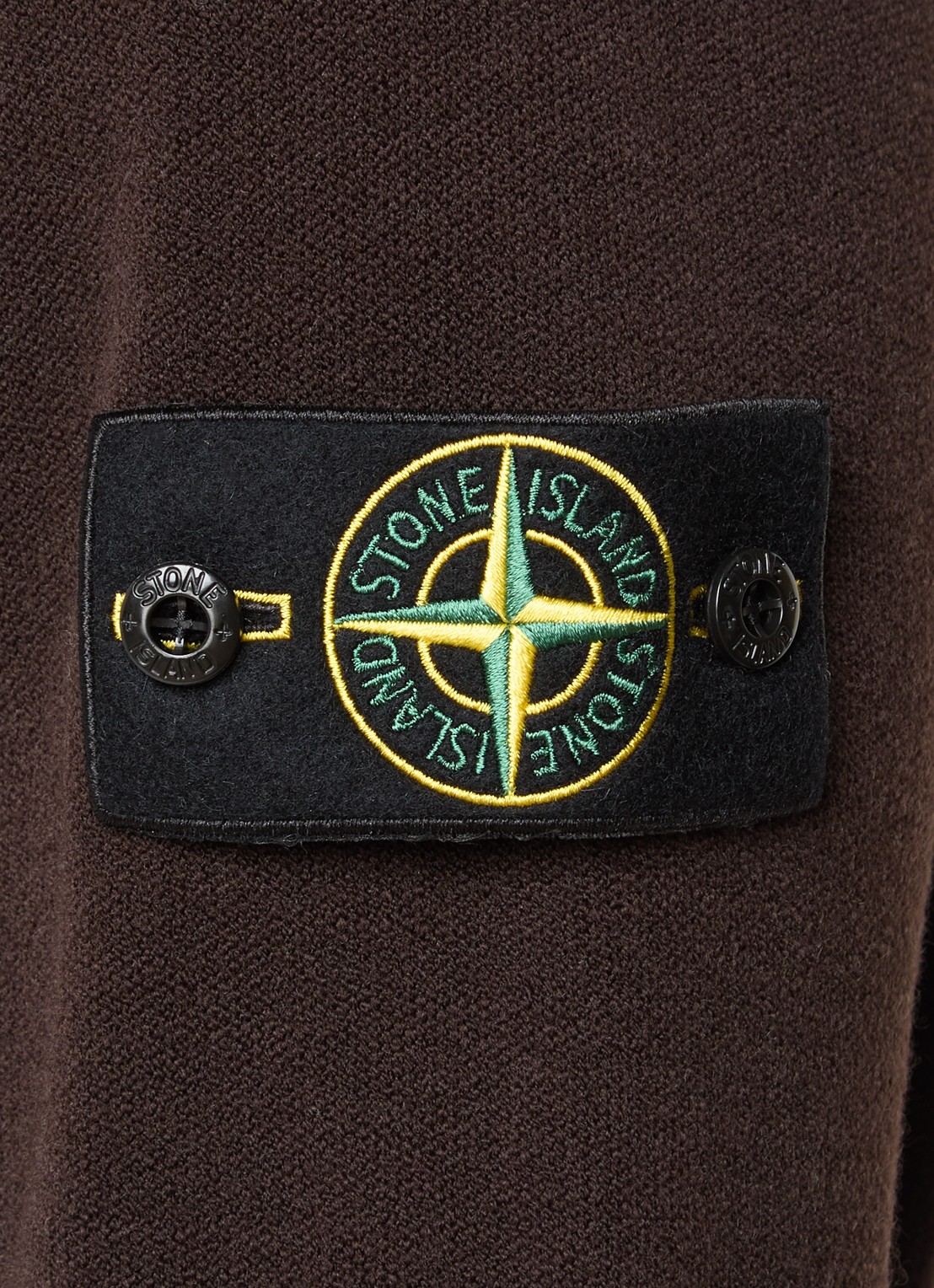 Stone Island S01A1 fijngebreide trui in scheerwolblend met logo - detail 5 bruin