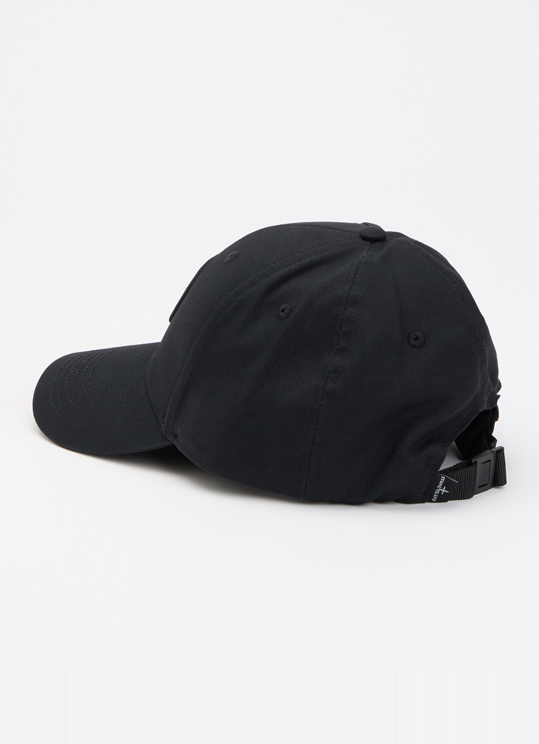 Stone Island S0248 pet met logoborduring - detail zwart
