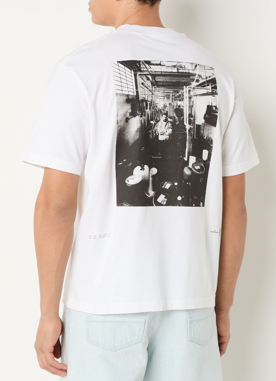 Stone Island S0374 T-shirt met logo- en backprint - detail 3 wit