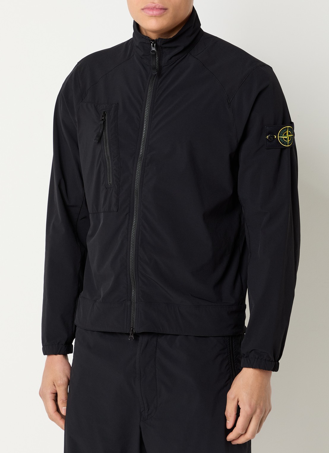 Stone Island S0375 jack met borstzak en logo - detail 4 zwart
