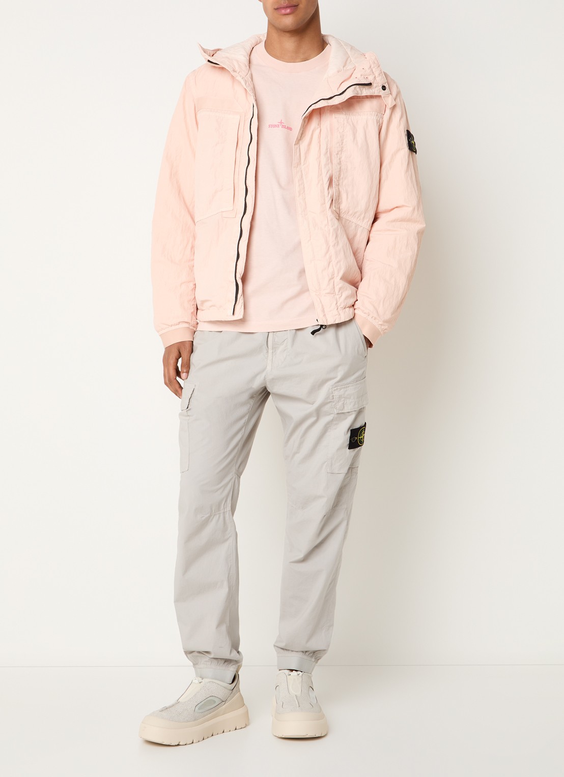 Stone Island S0405 jack met capuchon en logo - voorkant 5 roze