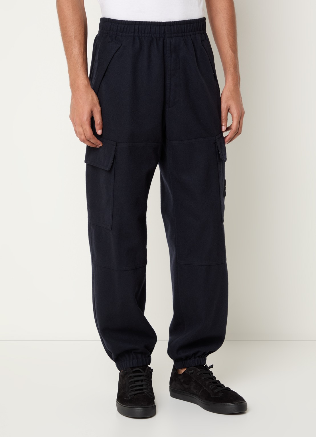 Stone Island S0451 tapered fit joggingbroek met steekzakken - detail donkerblauw