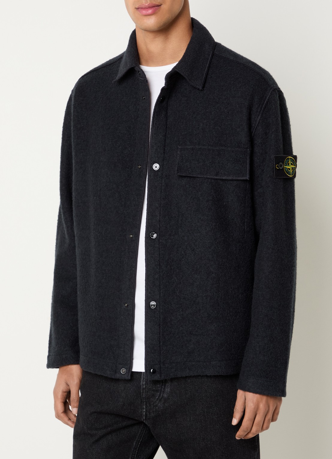 Stone Island S0461 overshirt in wolblend met logo - detail donkerblauw