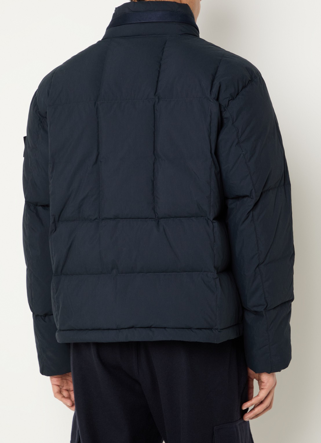 Stone Island S0462 jack met donsvulling en steekzakken - achterkant 6 donkerblauw