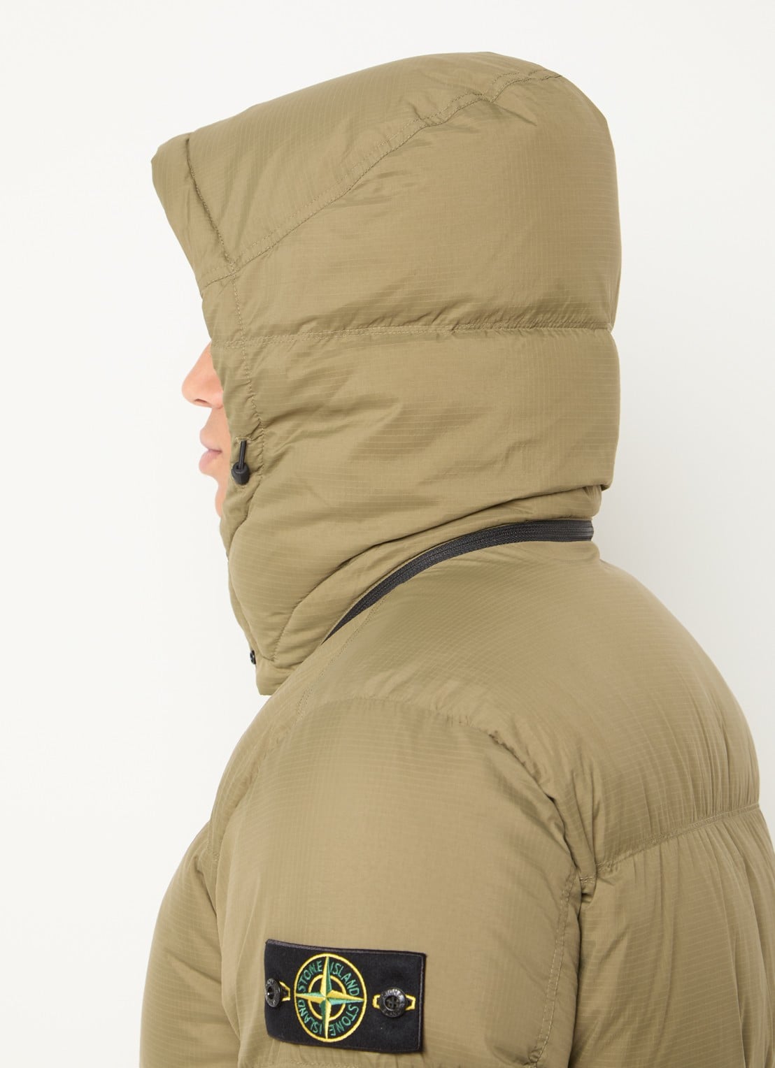 Stone Island S0483 puffer jack met donsvulling en afneembare capuchon - detail 4 mosgroen