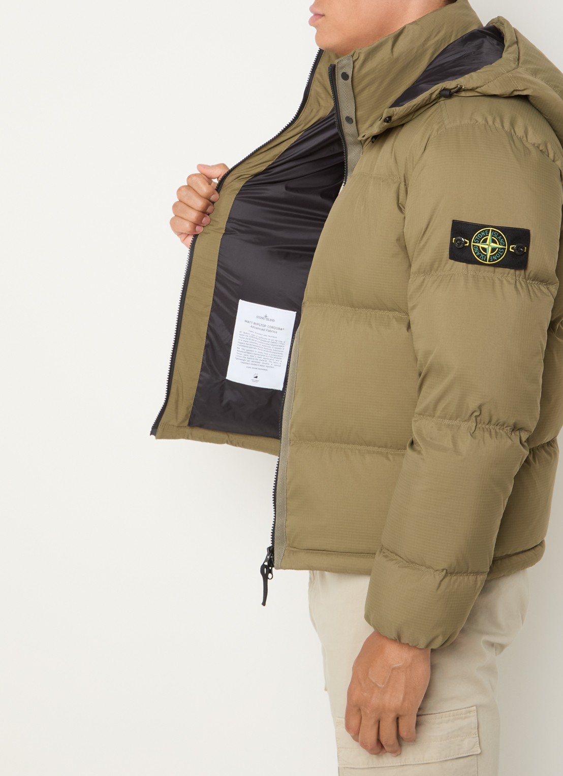 Stone Island S0483 puffer jacket met donsvulling en afneembare capuchon - detail 5 legergroen
