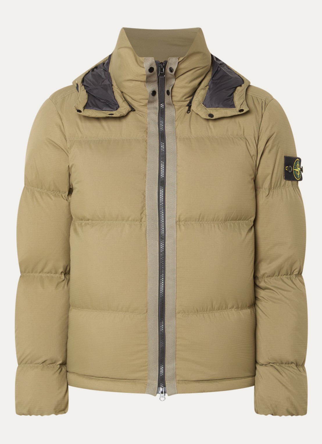Stone Island S0483 puffer jacket met donsvulling en afneembare capuchon - voorkant legergroen