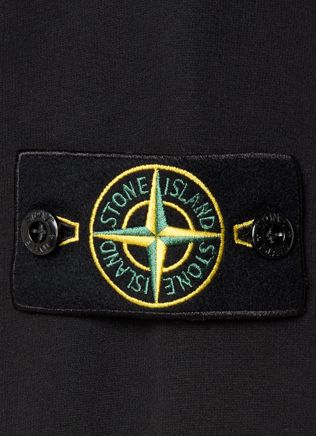 Stone Island S0A20 sweater met logo en borstzak - detail 2 zwart