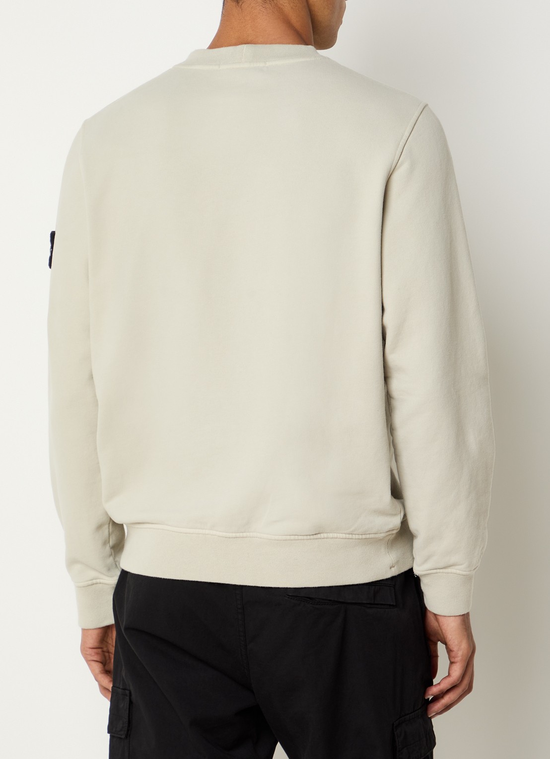 Stone Island S0A20 sweater met logo en borstzak - achterkant 5 zand