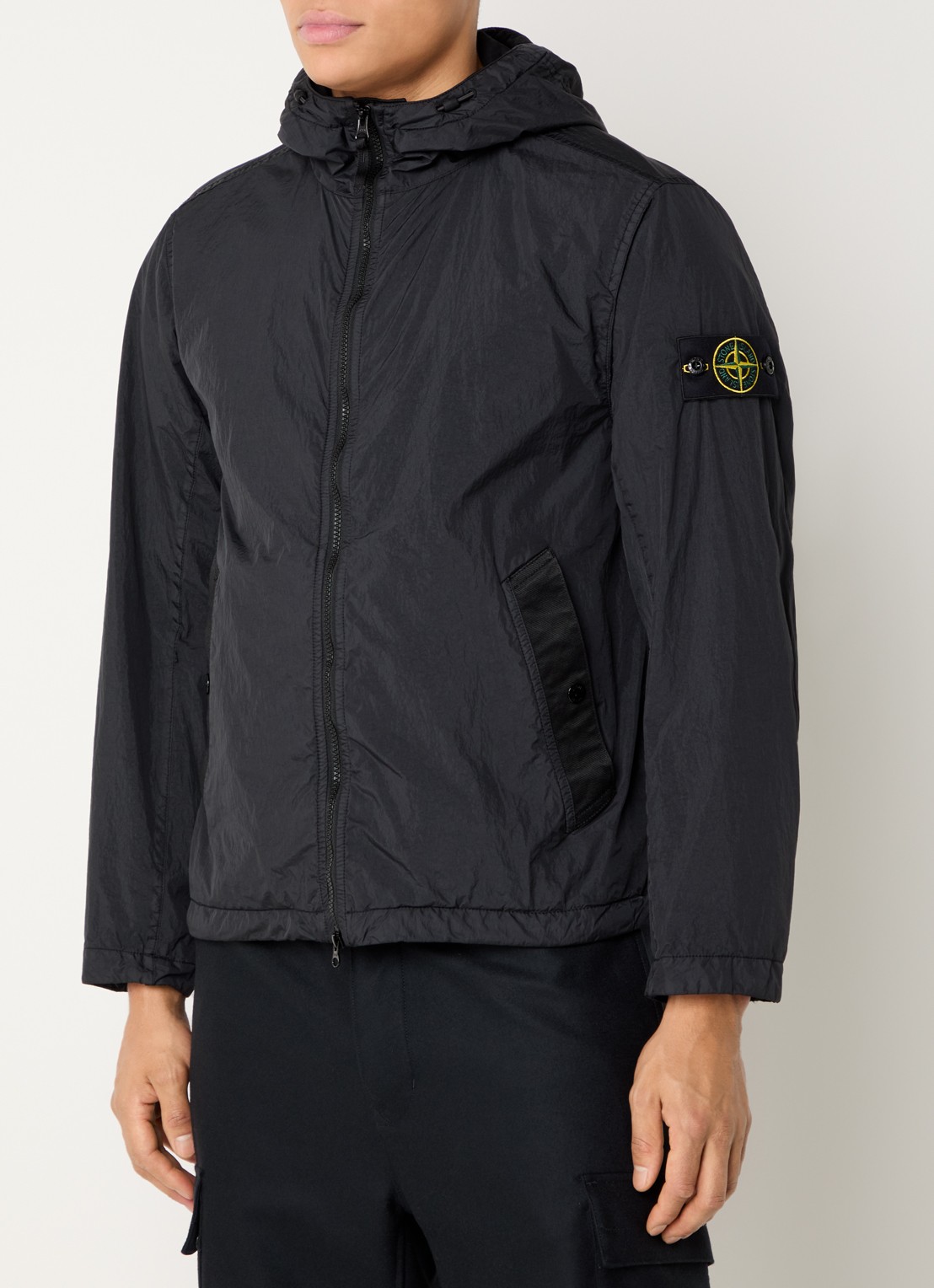Stone Island S0A21 Jack met capuchon en klepzakken - detail 4 zwart