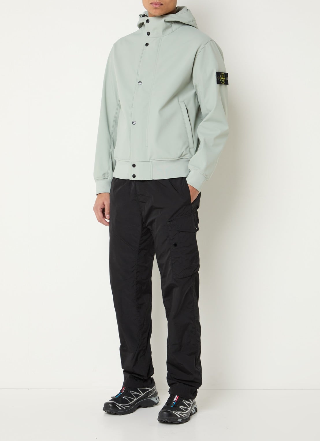 Stone Island S0A22 jack met capuchon en logo - voorkant 3 lindegroen