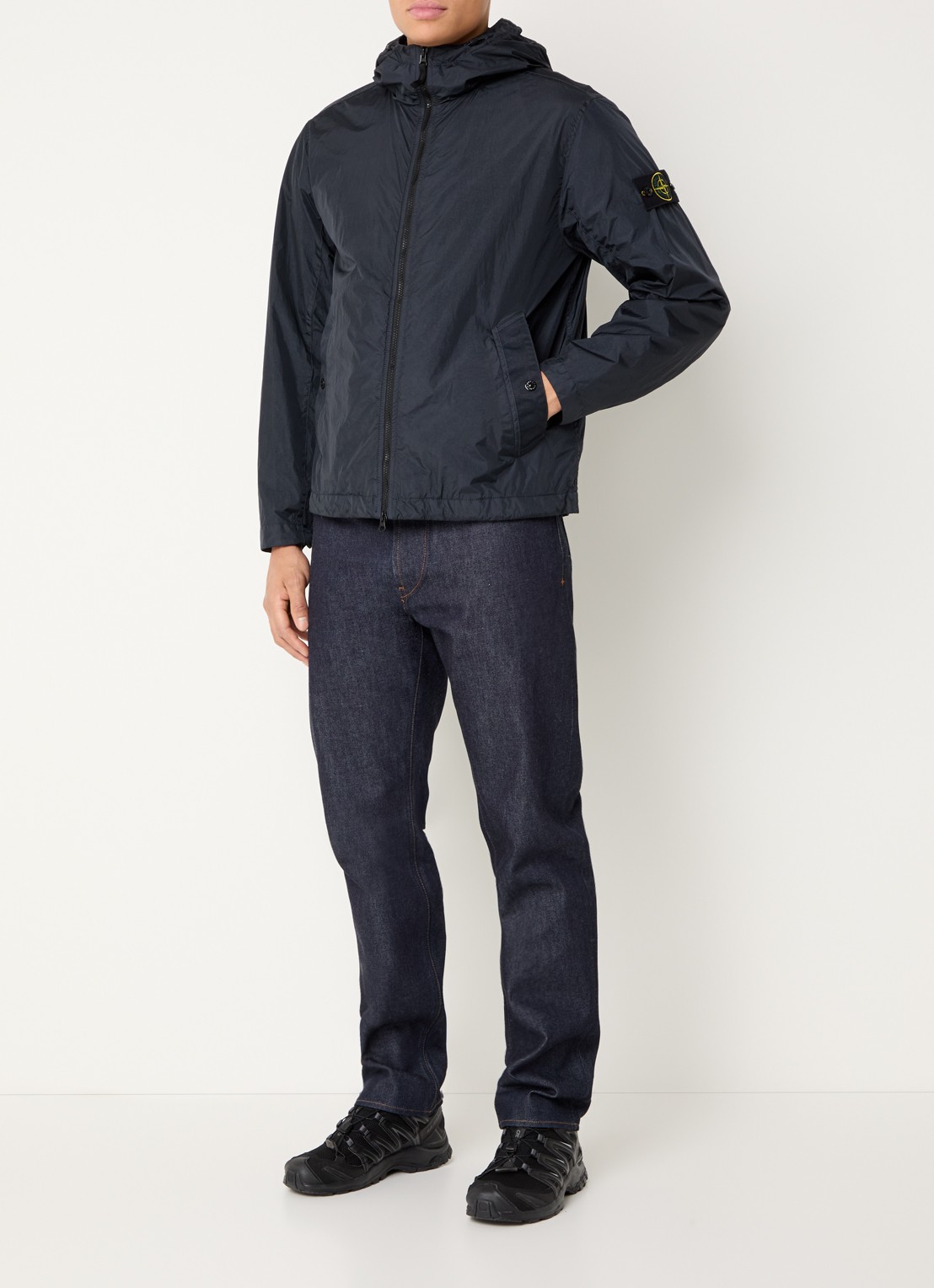Stone Island S0A23 Jack met capuchon en logo - voorkant 6 donkerblauw