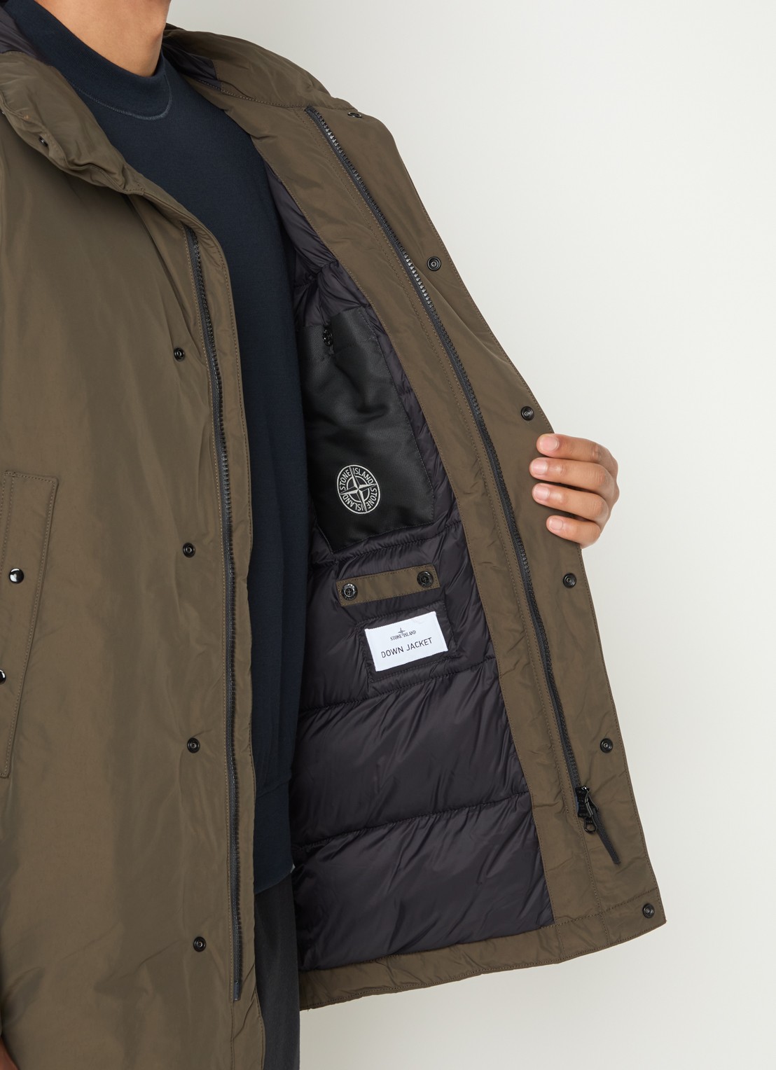 Stone Island S0A26 gewatteerd jack met capuchon - detail 3 bronsgroen