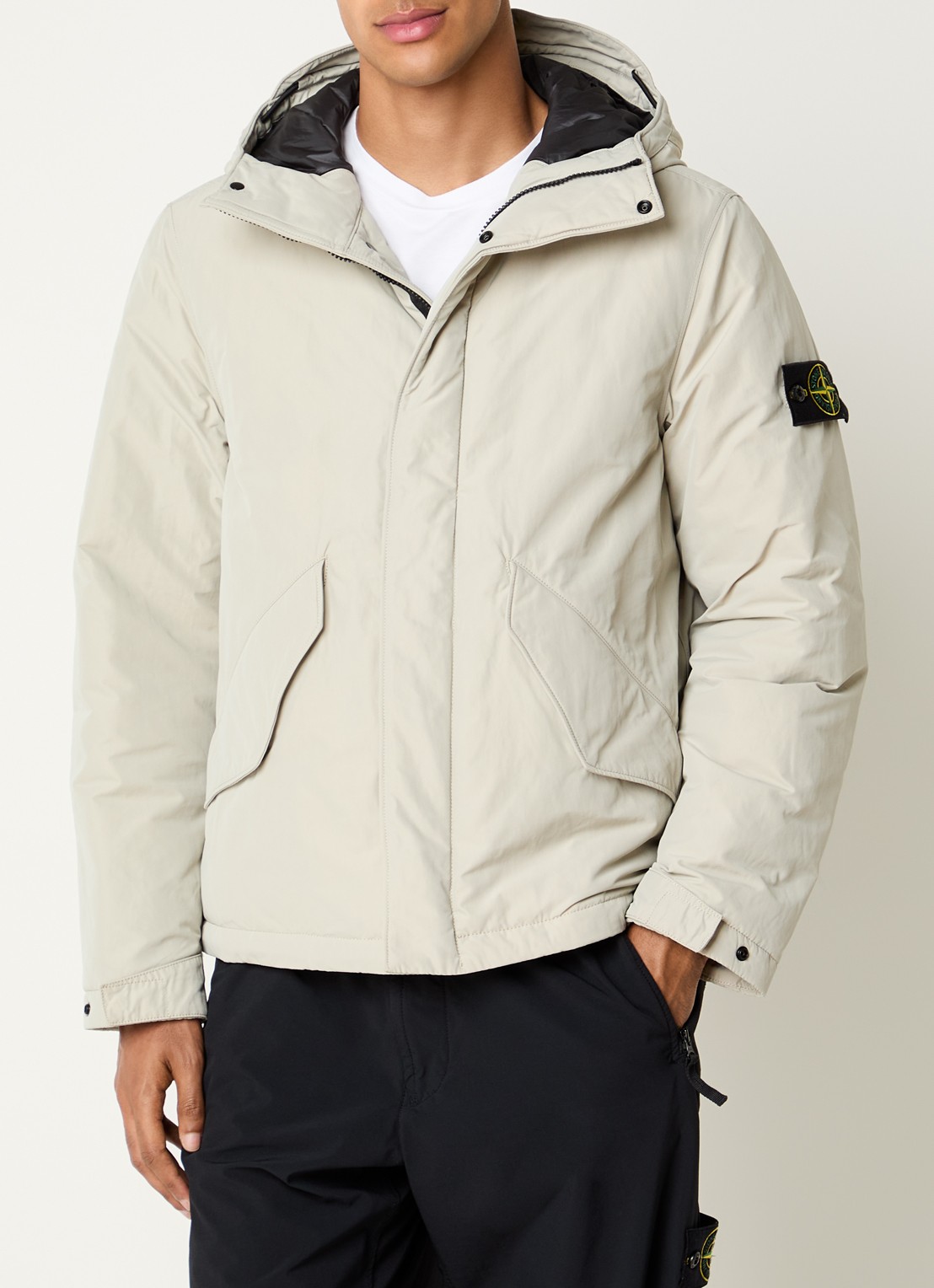 Stone Island S0A26 gewatteerde parka met capuchon en steekzakken - detail 2 zand