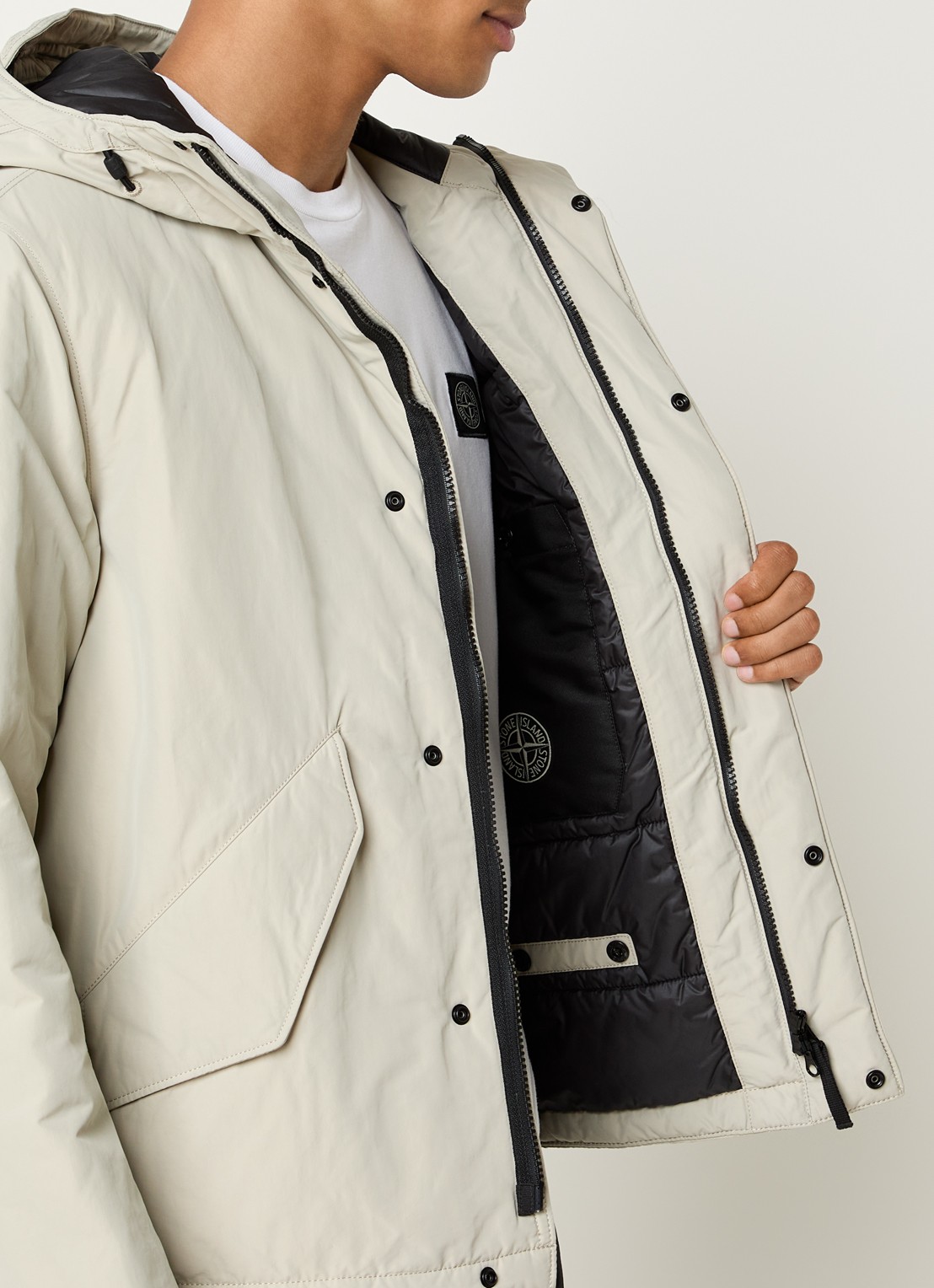 Stone Island S0A26 gewatteerde parka met capuchon en steekzakken - detail 3 zand