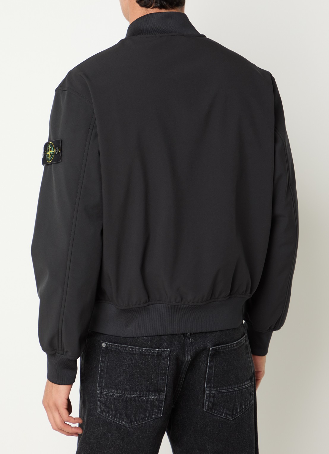 Stone Island S0B22 jack met logo en steekzakken - achterkant zwart