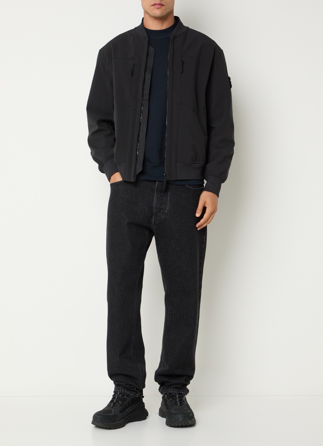 Stone Island S0B22 jack met logo en steekzakken - voorkant 3 zwart