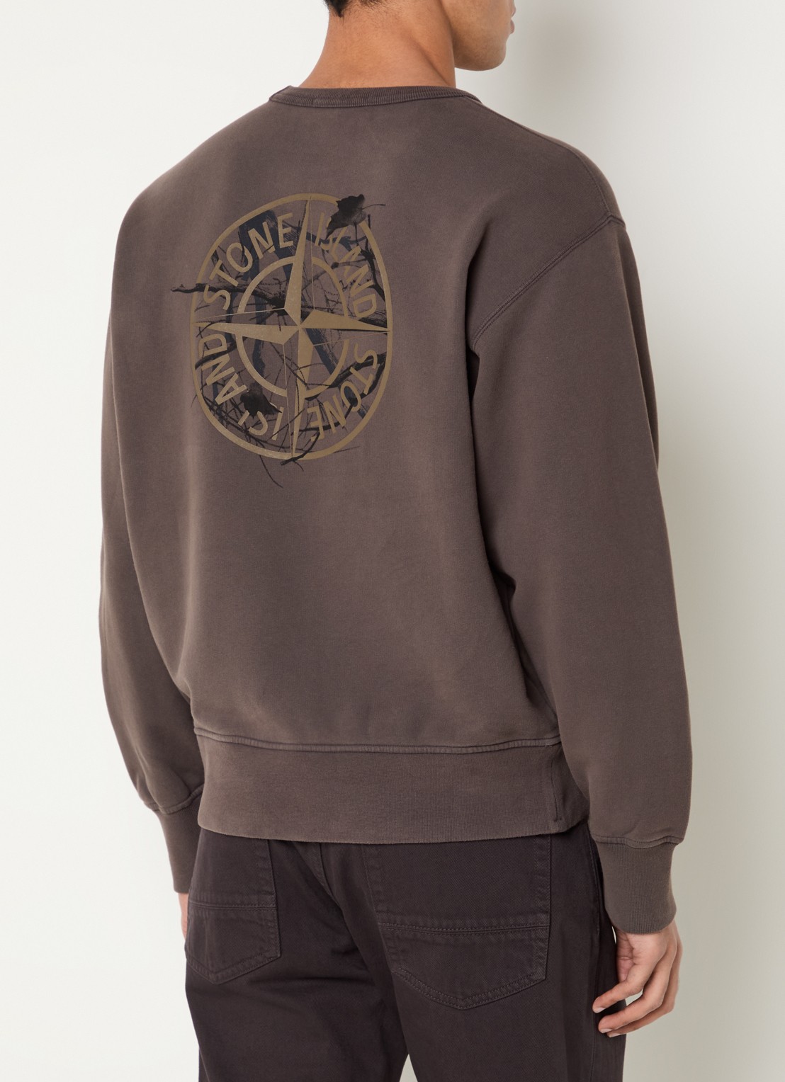 Stone Island S0E20 sweater met logoprint - detail lichtbruin