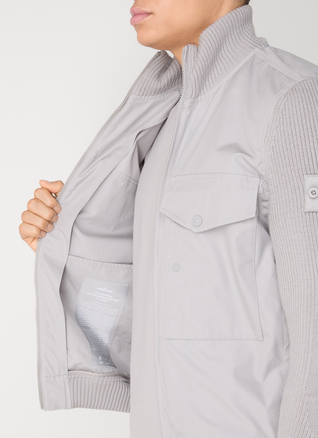 Stone Island S0F01 Grofgebreide jack met borstzakken en logo - detail 5 lichtgrijs