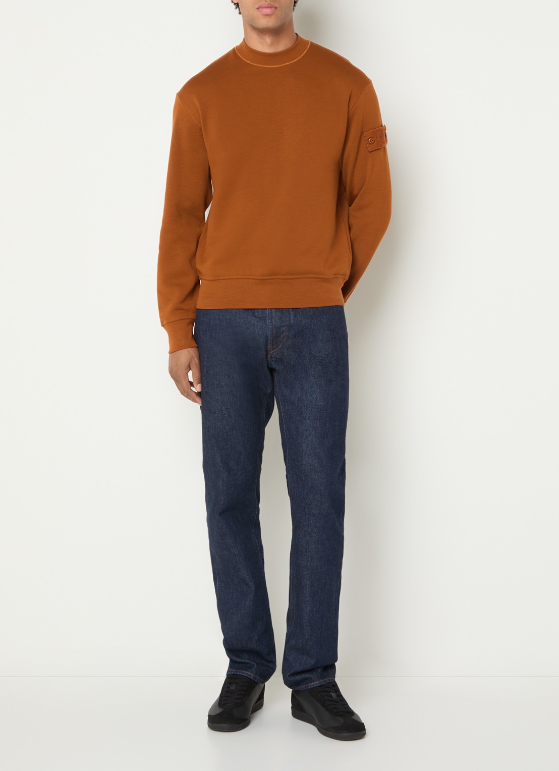 Stone Island S0F15 sweater met logo - voorkant 5 roodbruin