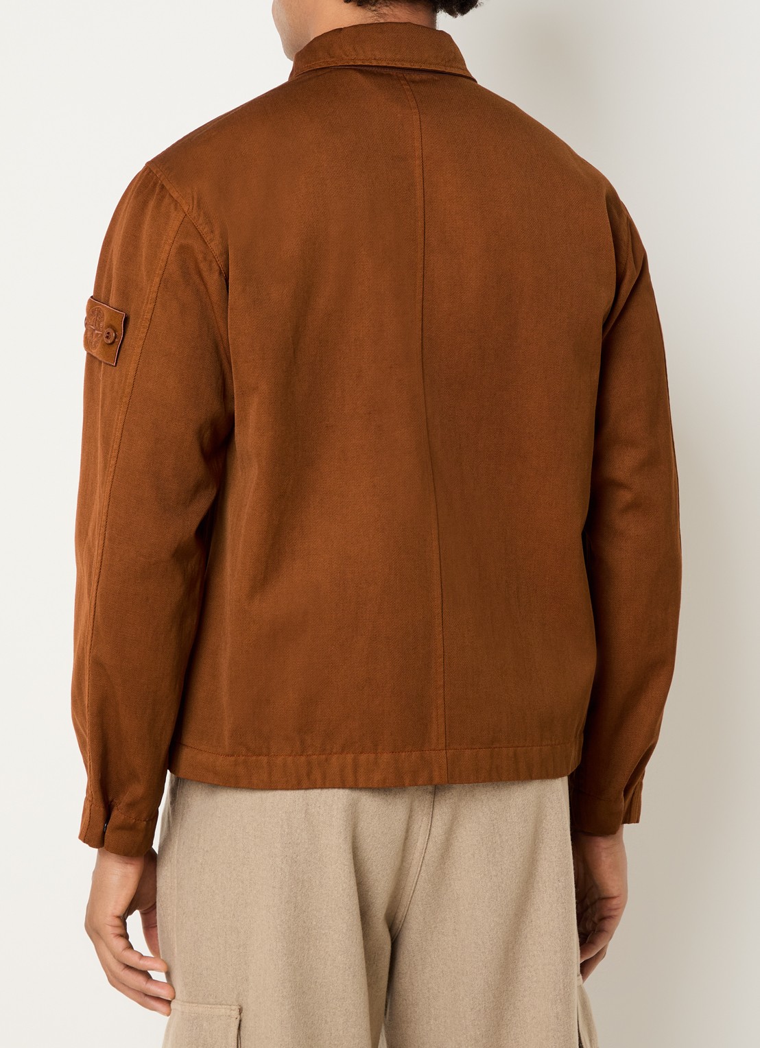 Stone Island S0F50 jack in scheerwolblend met logo - achterkant 3 roodbruin