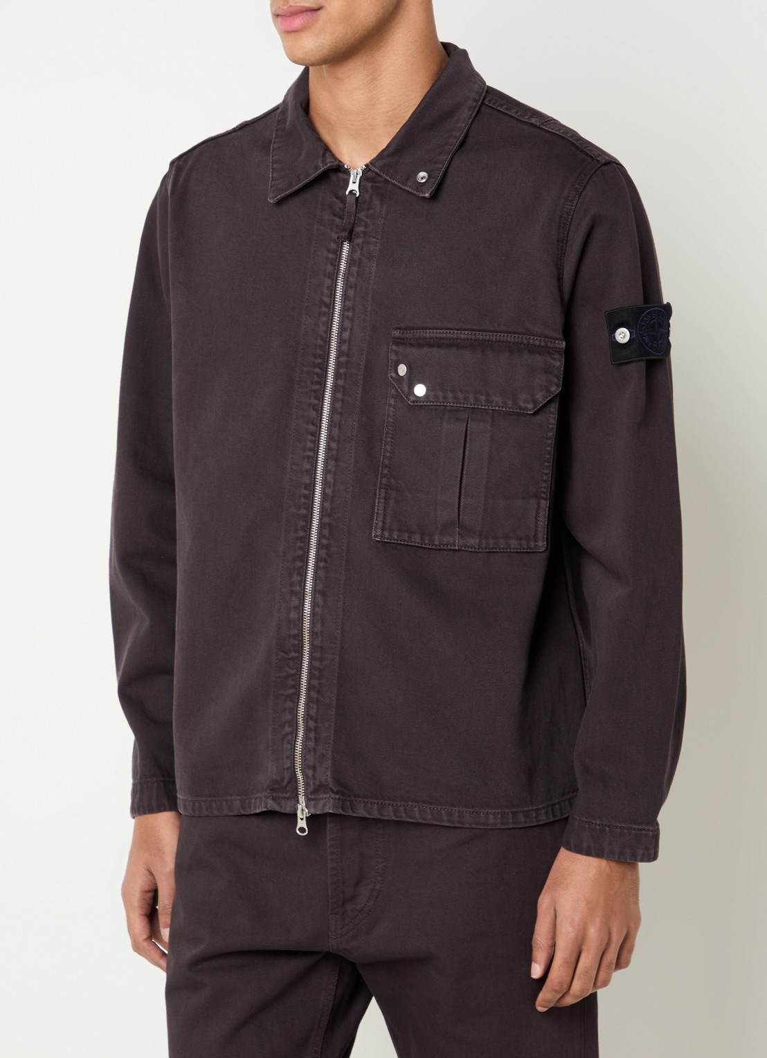 Stone Island S0J24 overshirt van denim met logo - detail 4 aubergine