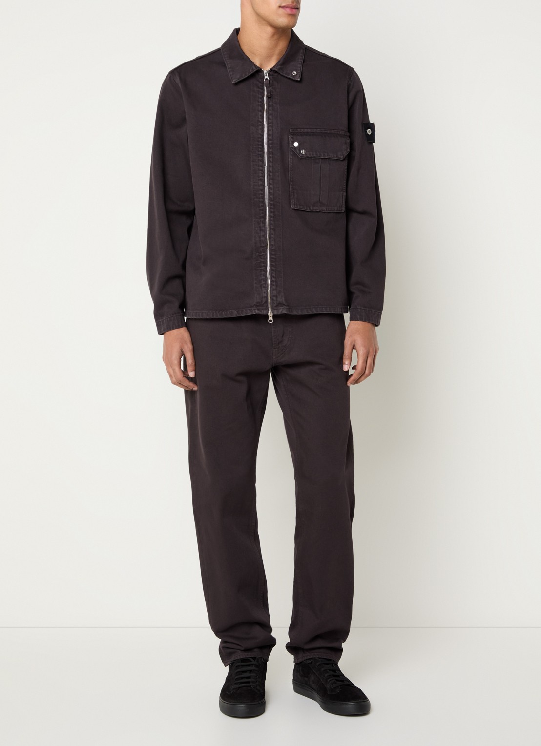 Stone Island S0J24 overshirt van denim met logo - voorkant 2 aubergine