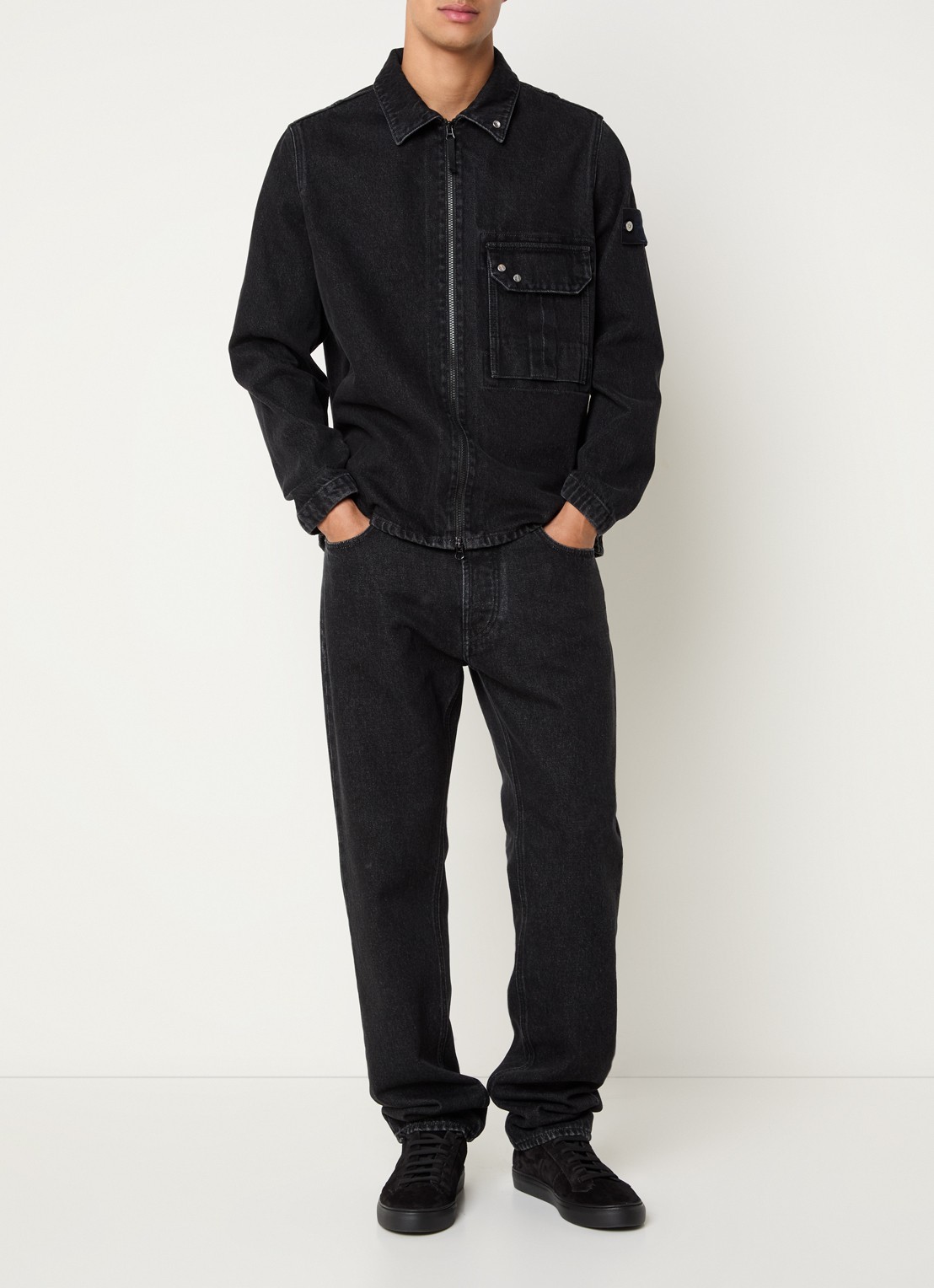 Stone Island S0J32 straight fit jeans met gekleurde wassing en steekzakken - voorkant 2 antraciet