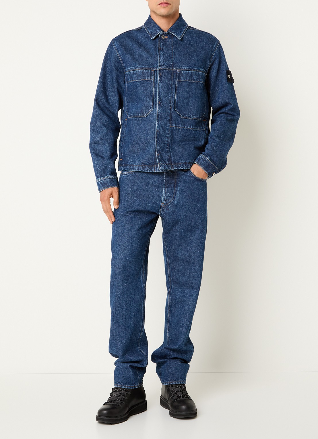 Stone Island S0J34 spijkerjas met logo - voorkant 5 indigo