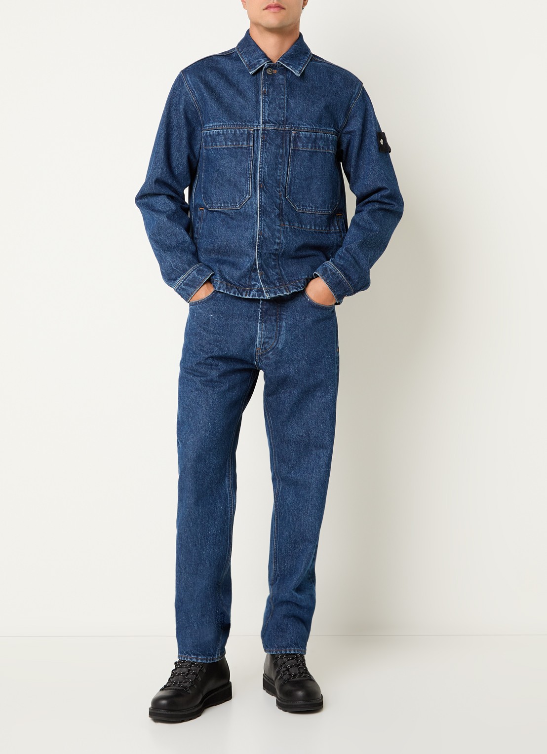 Stone Island S0J34 straight fit jeans met medium wassing - voorkant 6 blauw