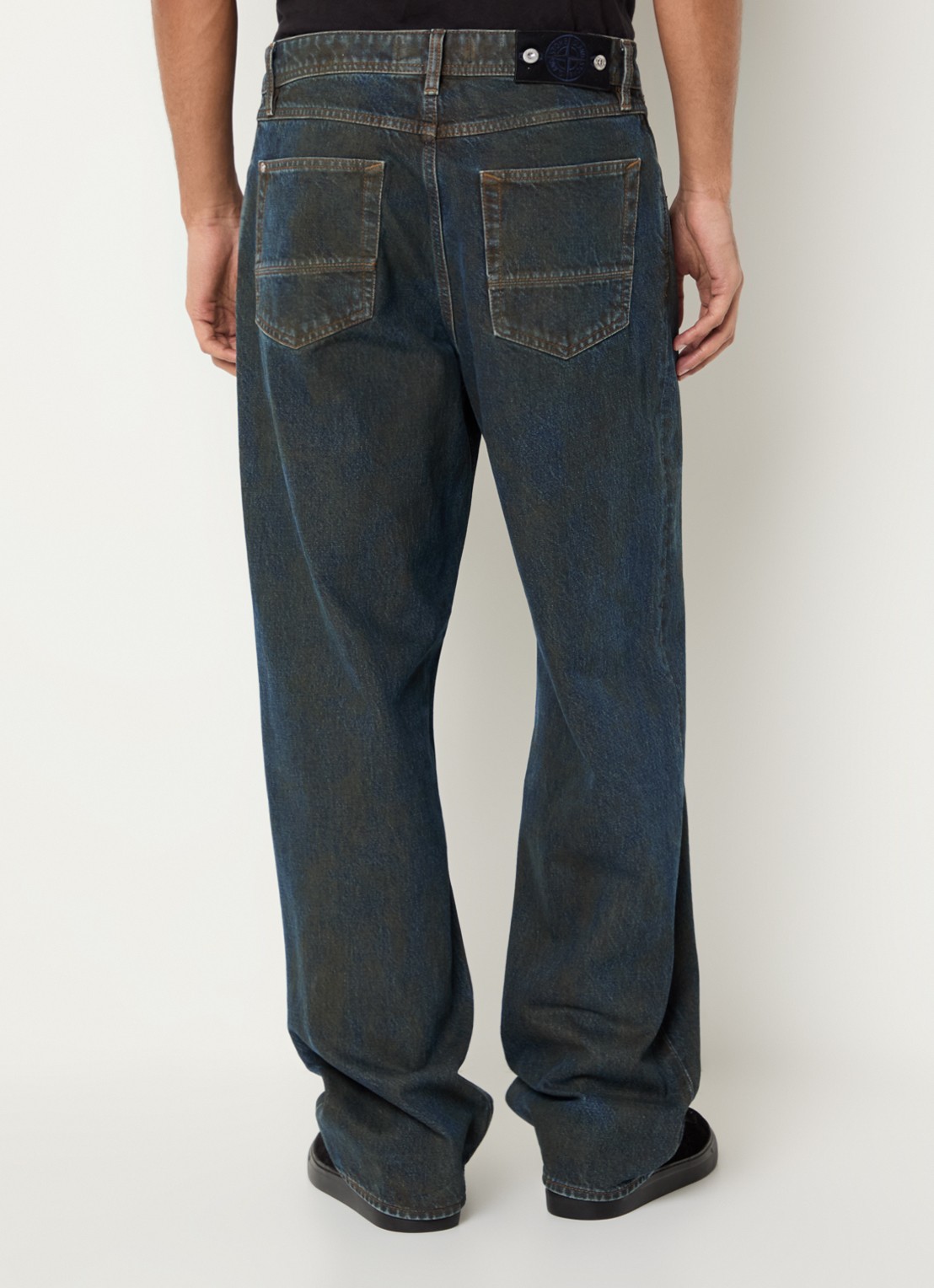 Stone Island S0J40 straight leg jeans met gekleurde wassing - achterkant 6 indigo