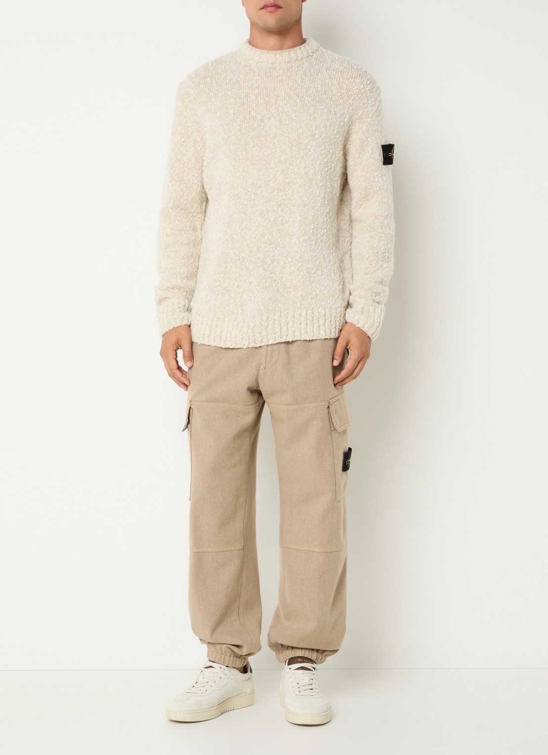 Stone Island S0N20 grofgebreide trui met logo - voorkant 3 beige