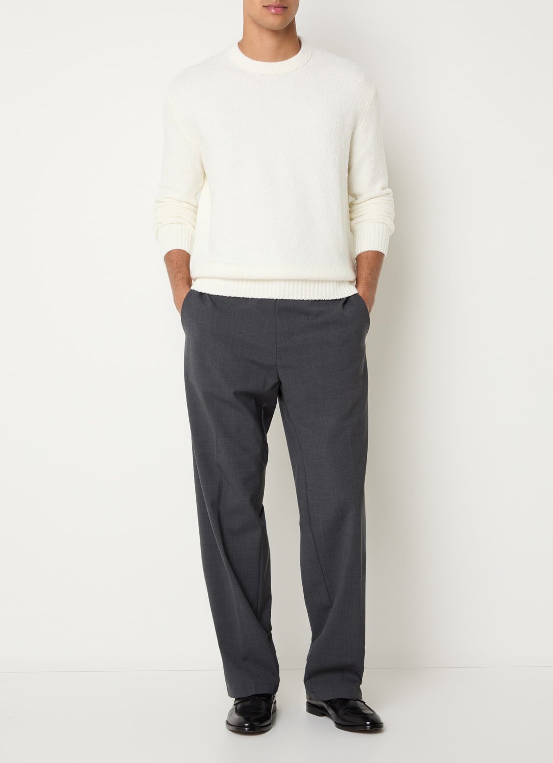 Strellson Jin wide fit broek met steekzakken - voorkant 5 donkergrijs