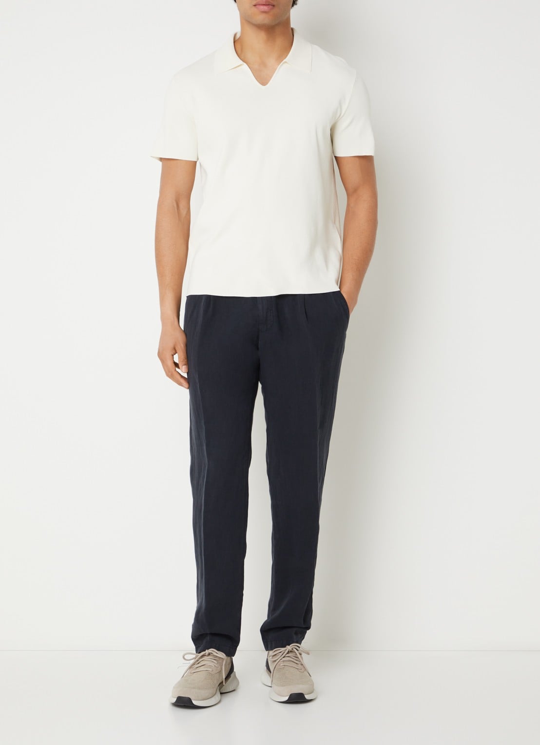 Strellson Lui chino in linnenblend met steekzakken en elastische band - voorkant 2 donkerblauw