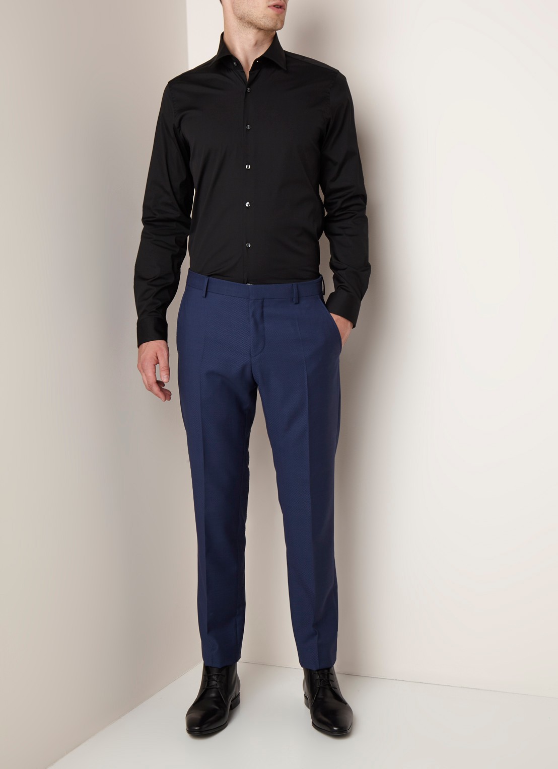 Strellson Santos slim fit overhemd van katoen met stretch - voorkant 4 zwart