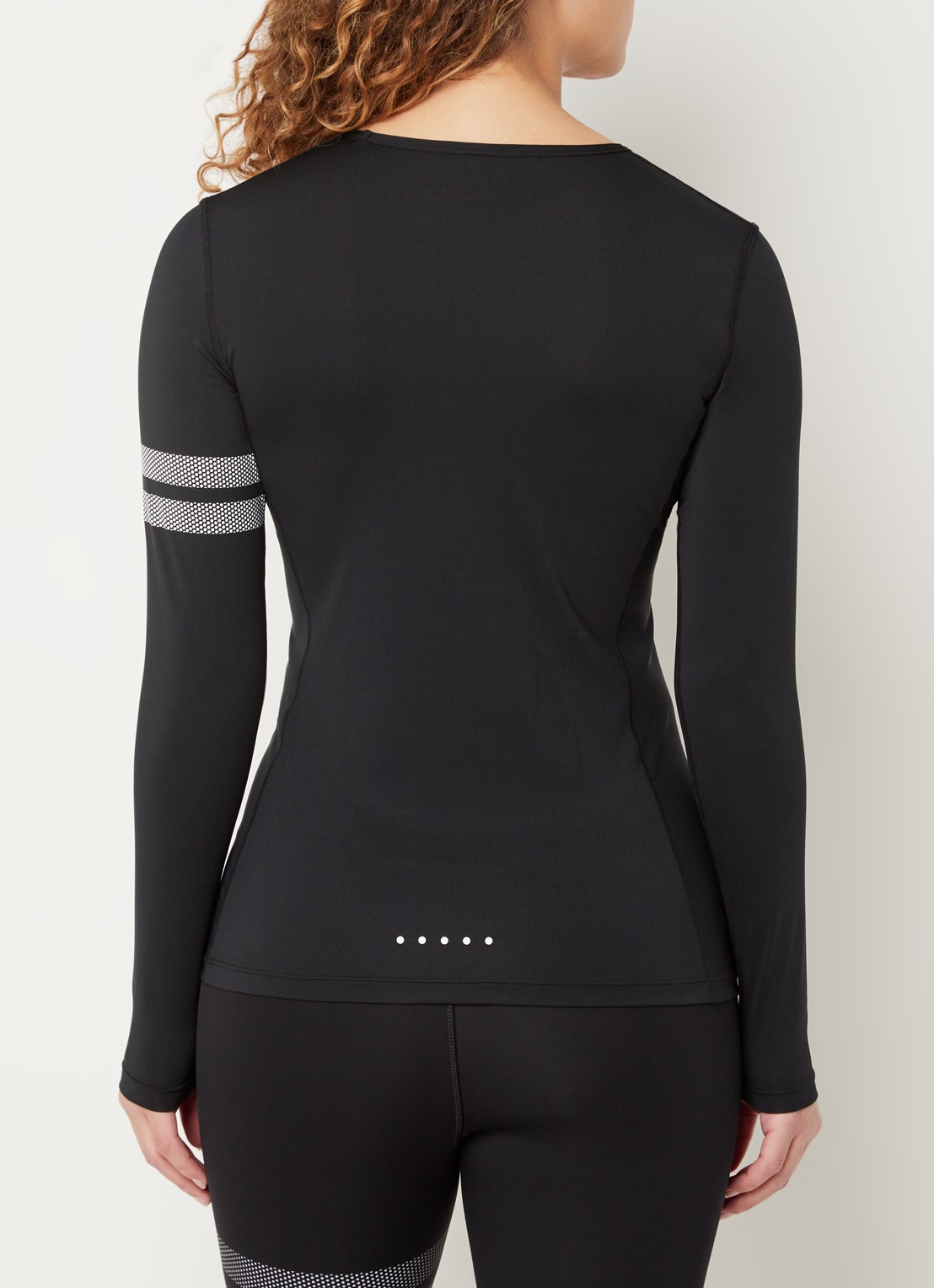 STRONGER Trainings longsleeve met logo - achterkant 2 zwart