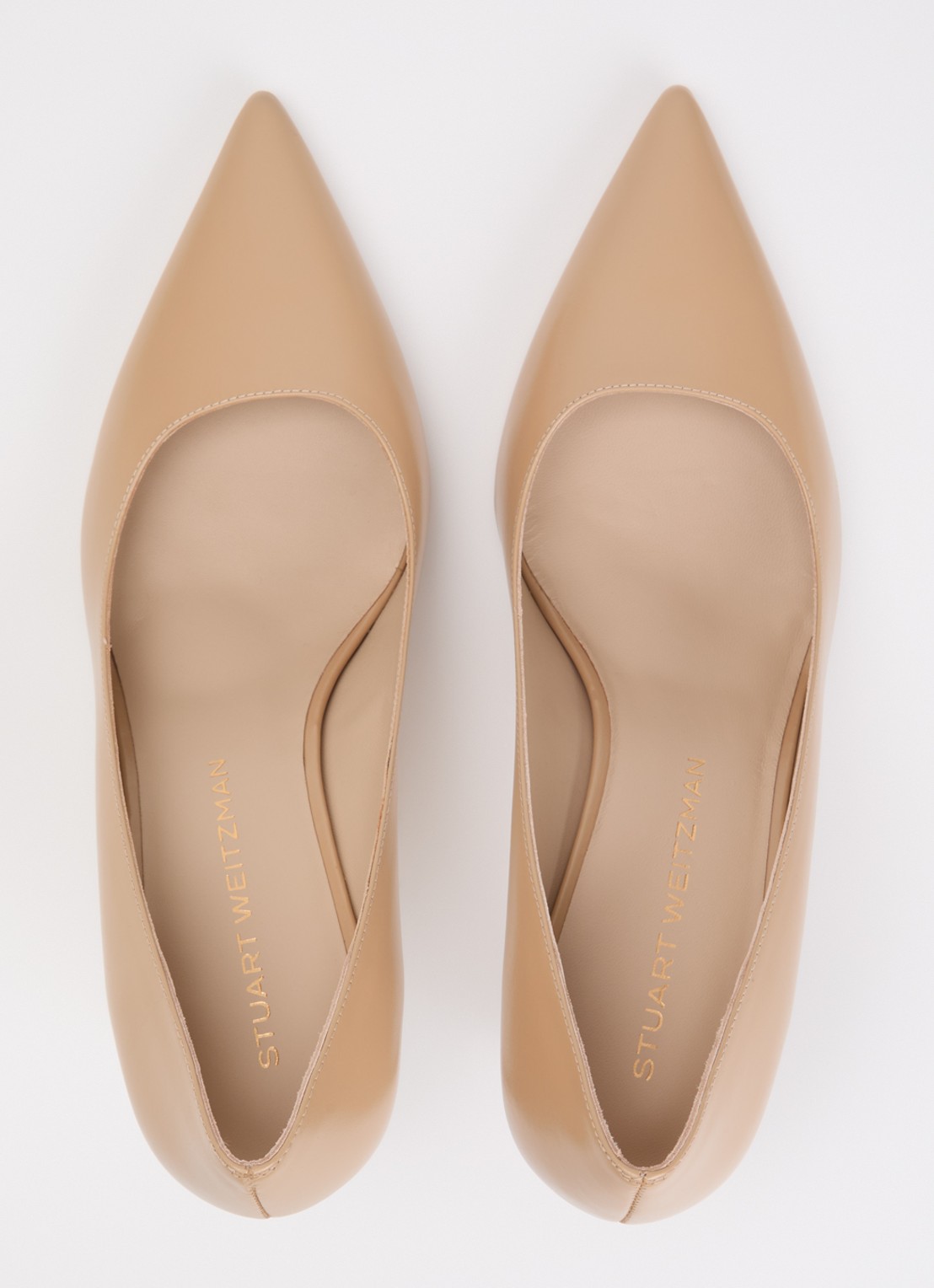 Stuart Weitzman Stuart Power 75 pump van kalfsleer - detail 3 camel