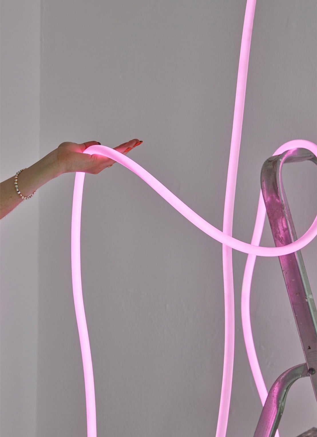 Studio About Flex Tube ledverlichting 5 meter - voorkant 2 donkerroze