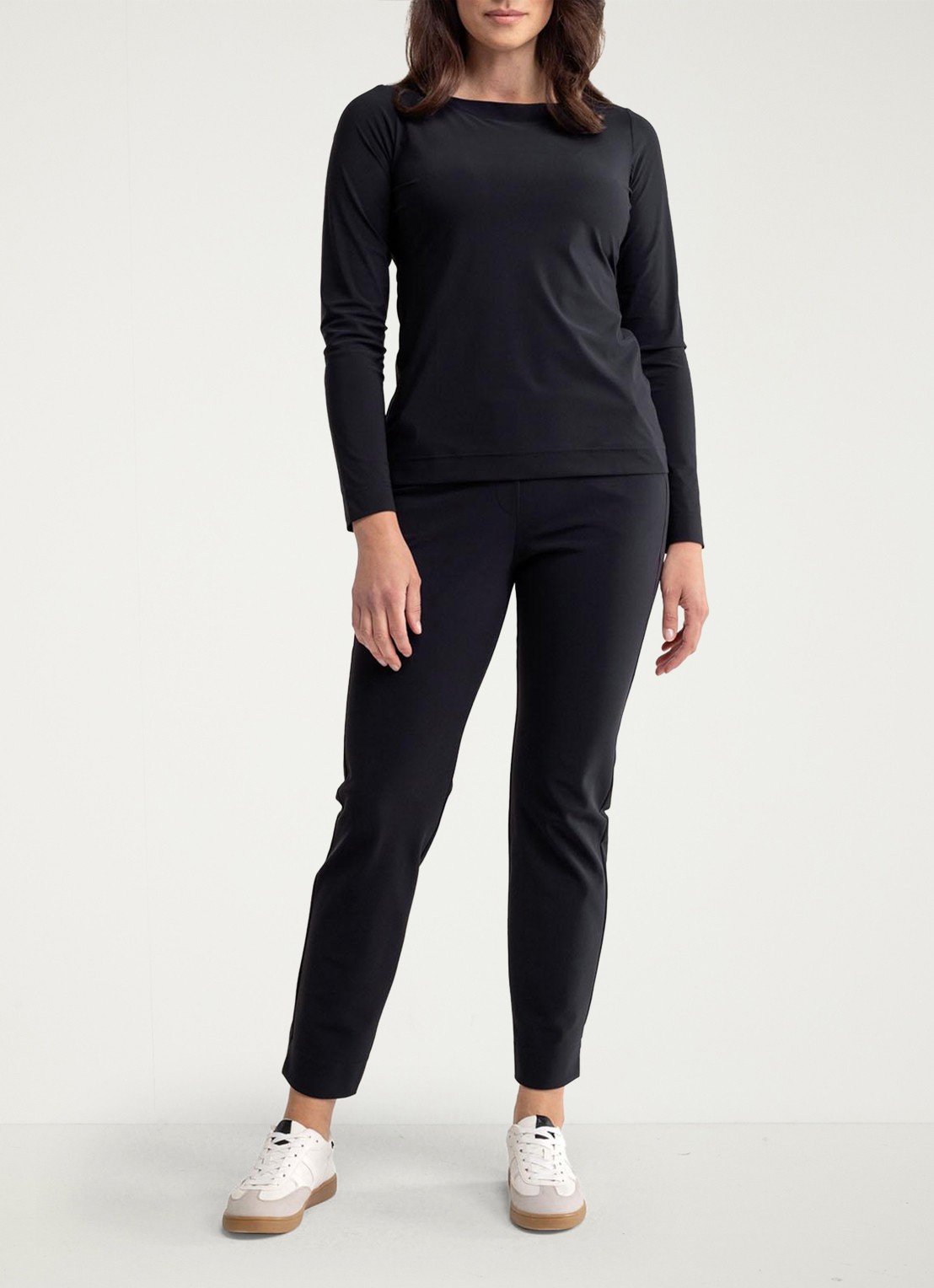 Studio Anneloes Anne mid waist cropped tapered fit pantalon met steekzakken - voorkant 5 zwart