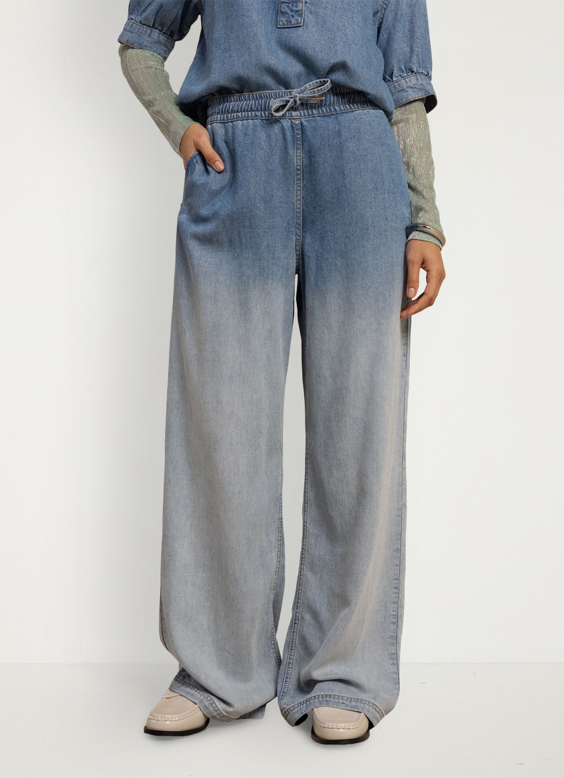 Studio Anneloes Bente loose fit jeans met trekkoord - detail indigo