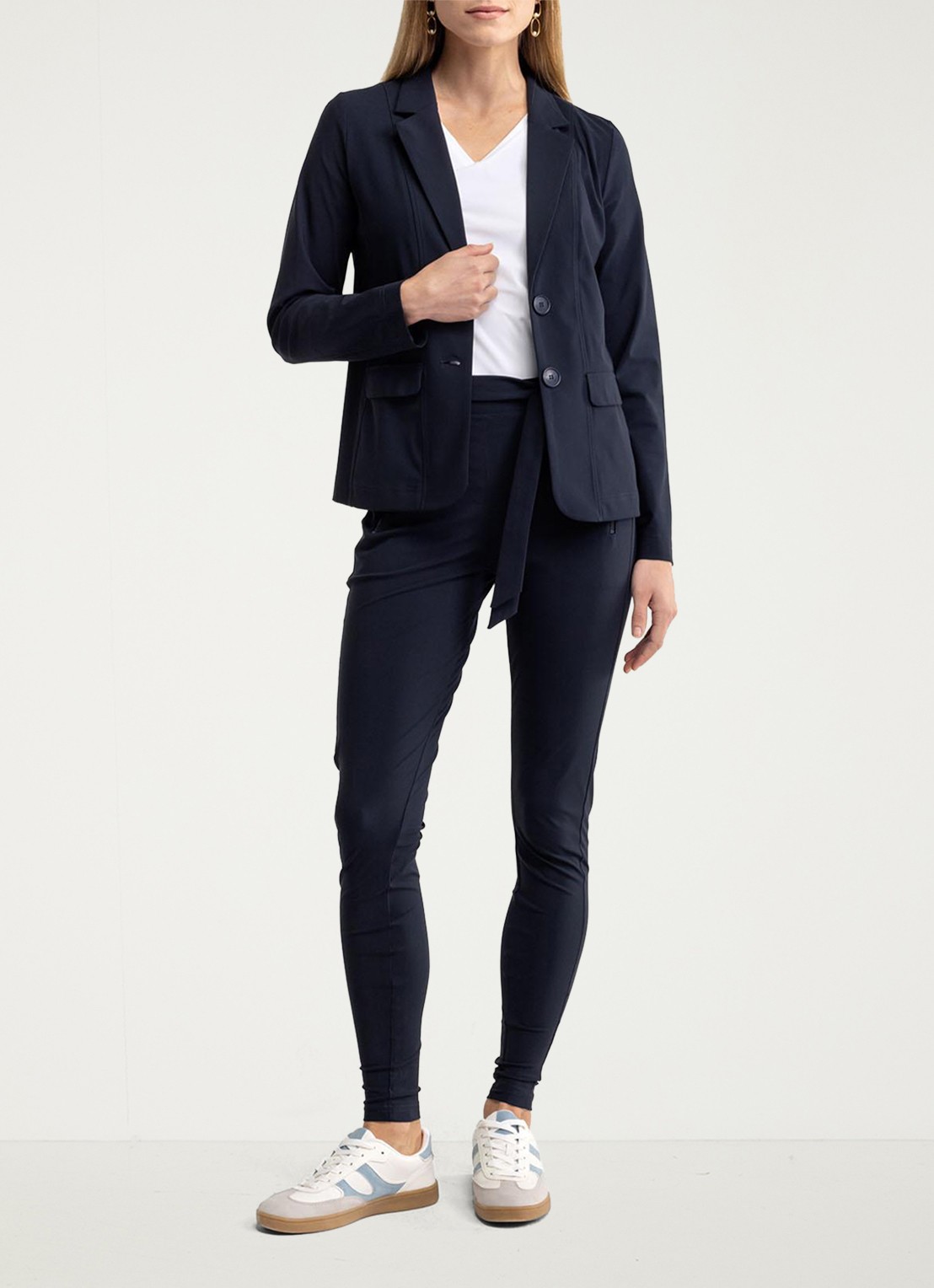 Studio Anneloes Clean blazer met klepzakken - voorkant 3 donkerblauw