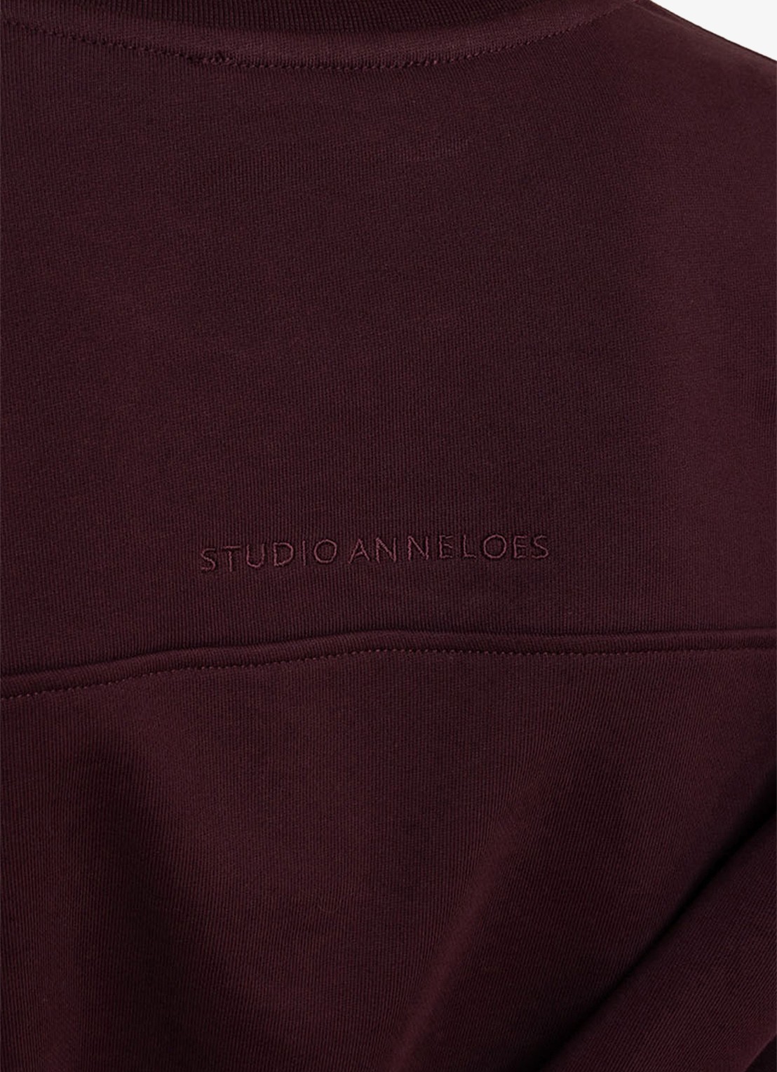Studio Anneloes Costa ls round neck sweater - detail 3 aubergine