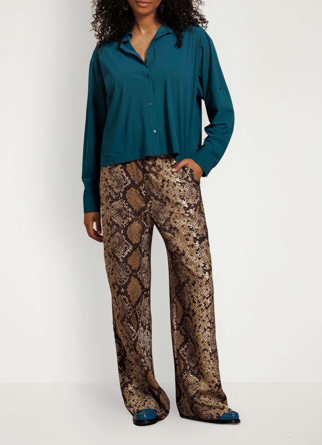 Studio Anneloes Doriam blouse met kraag - voorkant 2 zeegroen