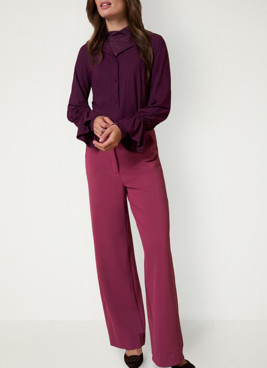 Studio Anneloes Duna blouse met trompetmouw - detail 4 bruin