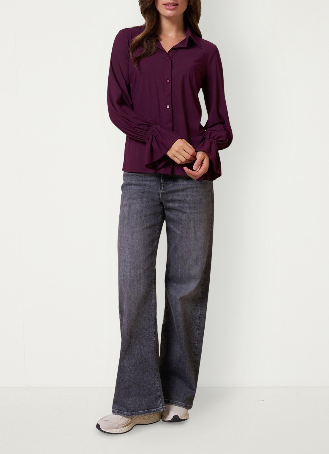 Studio Anneloes Duna blouse met trompetmouw - voorkant 7 bruin