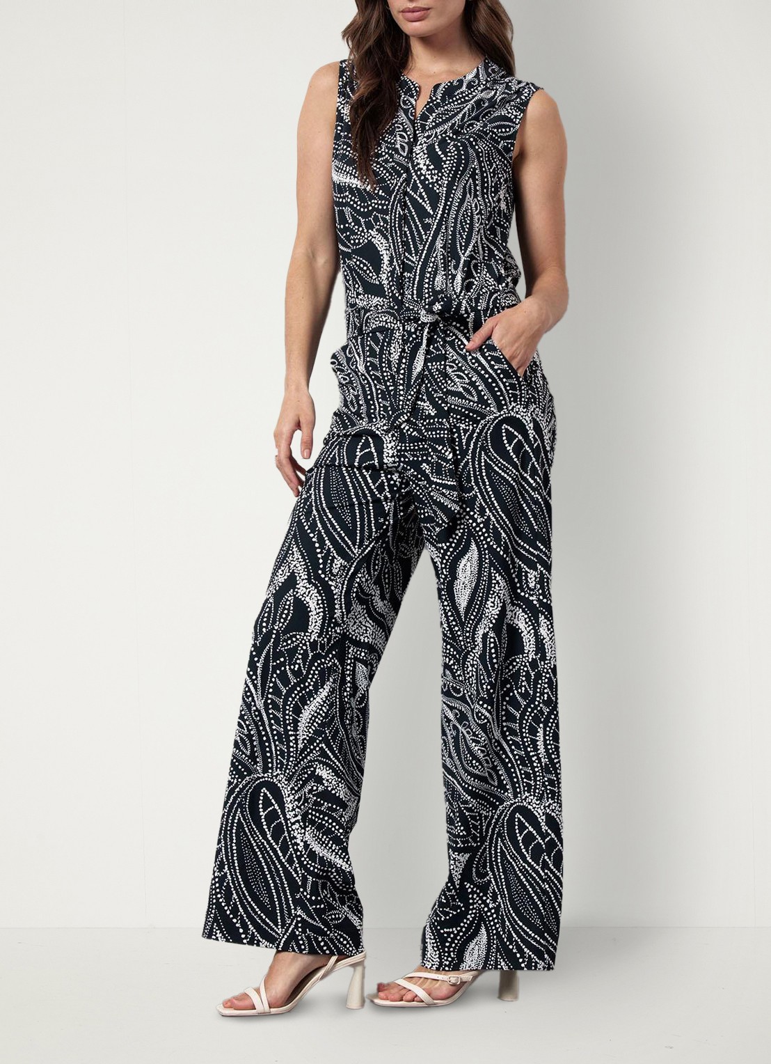 Studio Anneloes Ellis wide fit jumpsuit met print en steekzakken - voorkant 4 donkerblauw