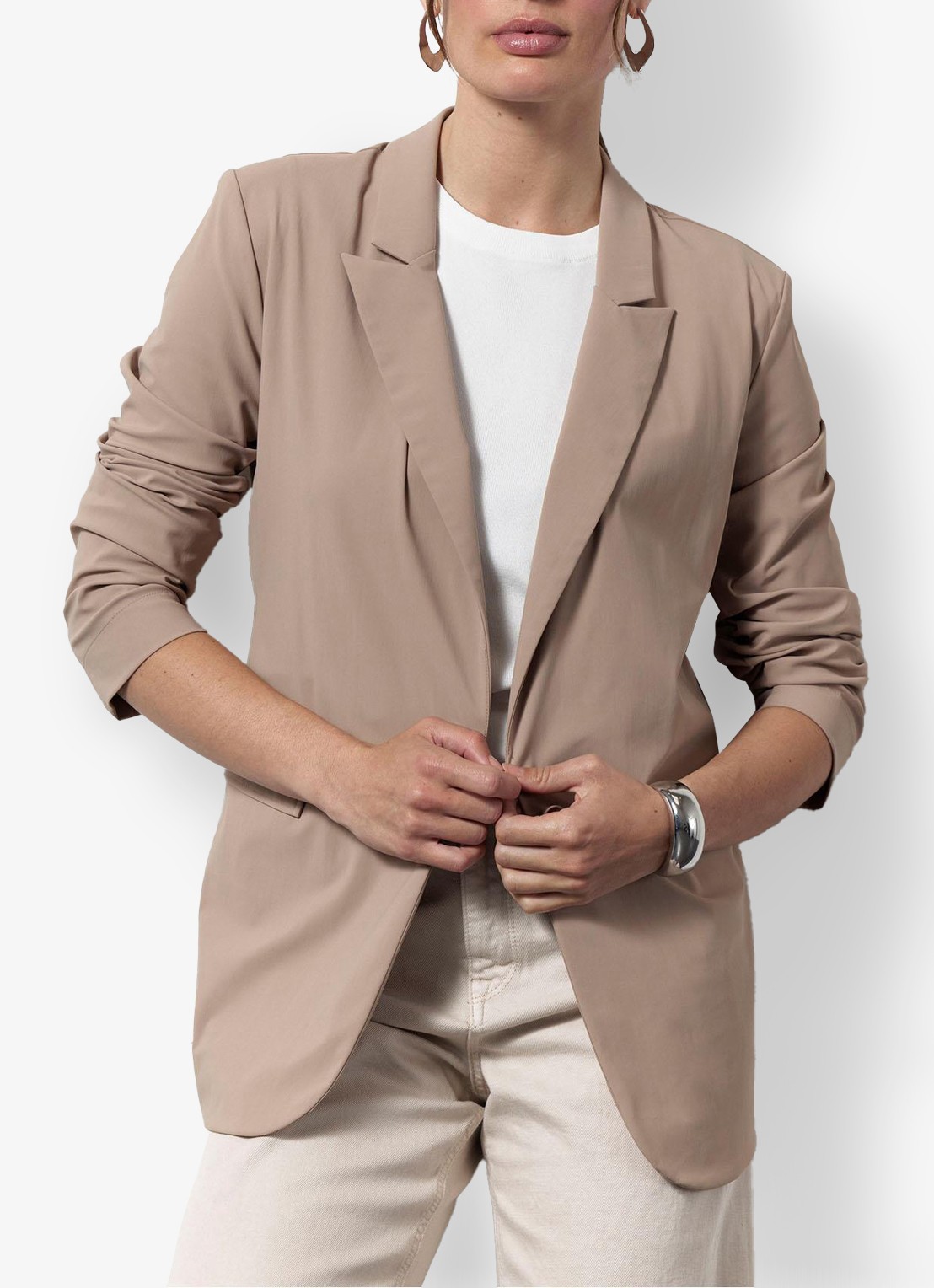 Studio Anneloes Fran blazer met klepzakken - detail 3 beige