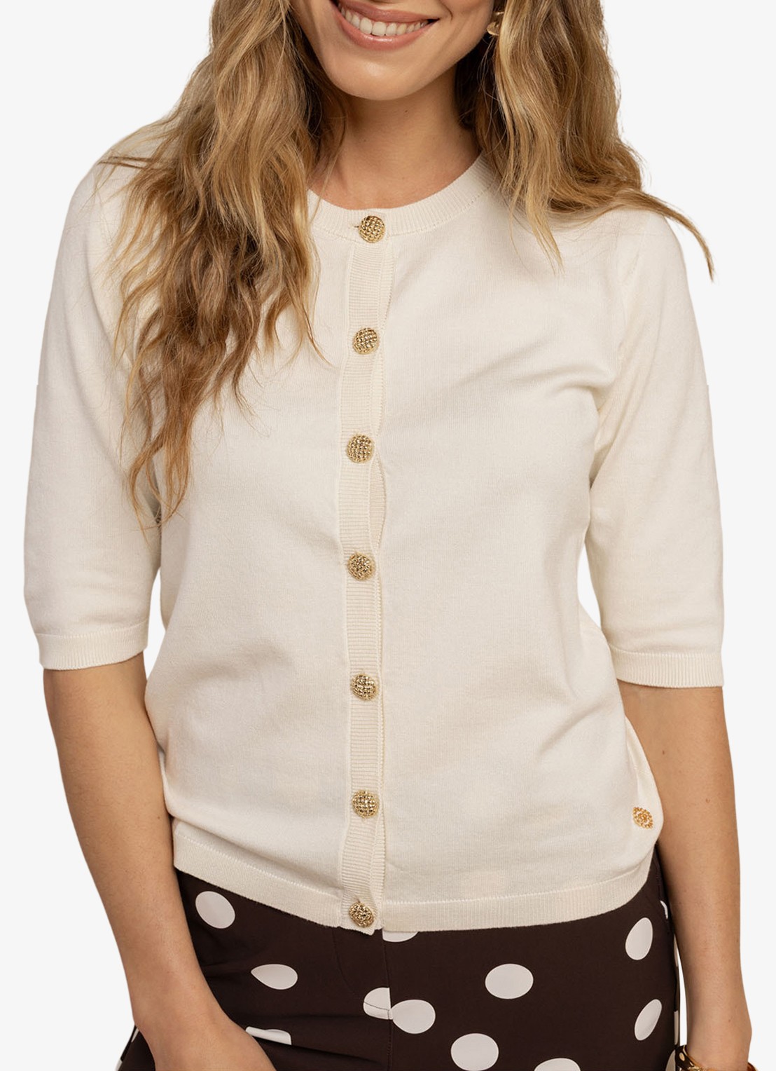 Studio Anneloes Jerry ribgebreide vest met met sierknopen - detail 3 naturel